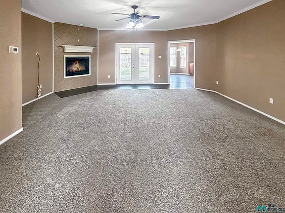 3rd image of 2129 Hayes