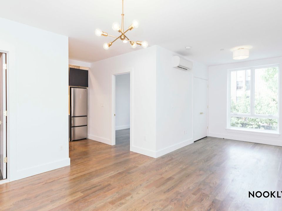 1st image of 484 Gates Ave #5C
