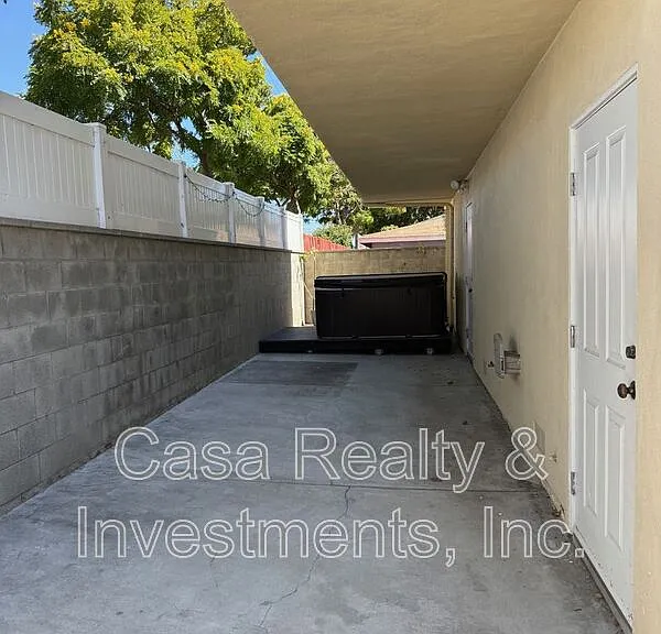 522 Washington St #BACK HOUSE — Photo 13