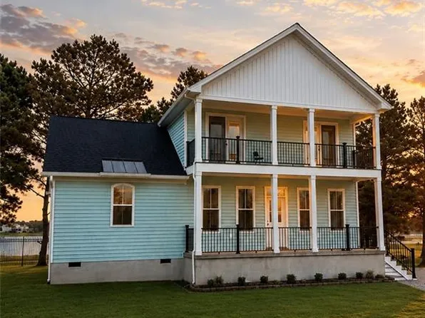4 Dream St, Cape Charles, VA 23310