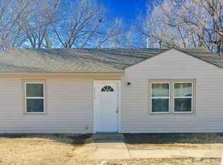 4915 S Meadowview Ave, Wichita, KS 67216