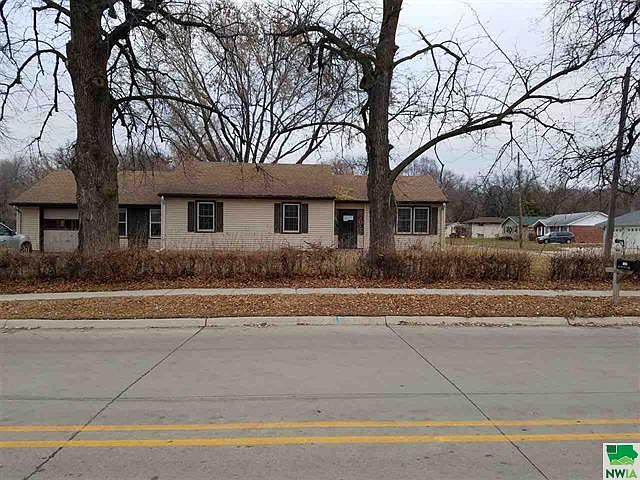 1st image of 501 W Clifton Ave