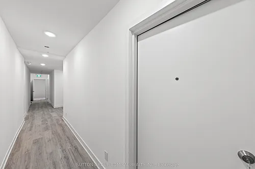 1305 Saint Clair Ave W #1 Photo 1