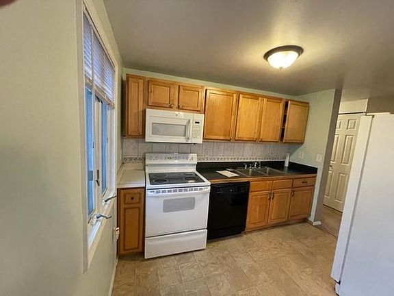 2nd image of 4640 Dogwood Dr