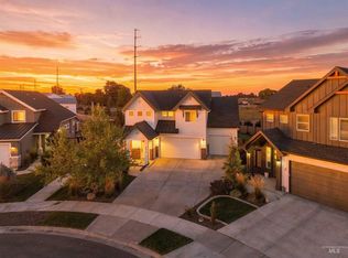 6874 W Los Flores Dr, Meridian, ID 83646