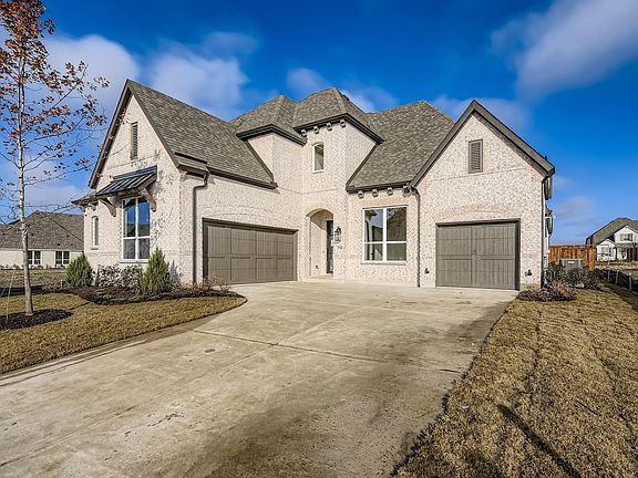 2nd image of 2700 Prestonshire Ln