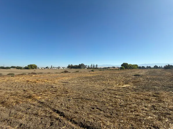 249 S Westwood Street, Porterville, CA 93257