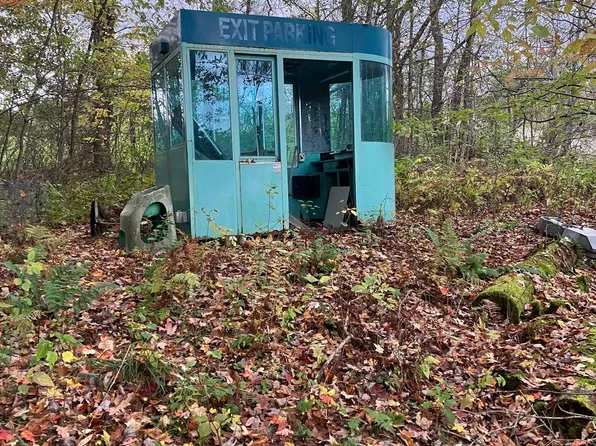 1147 Plot Road, Johnson, VT 05656