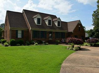 37 Rens Rd, Poquoson, VA 23662