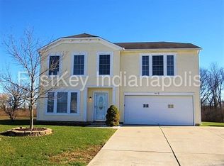 515 Runnymede Ct, Greenfield, IN