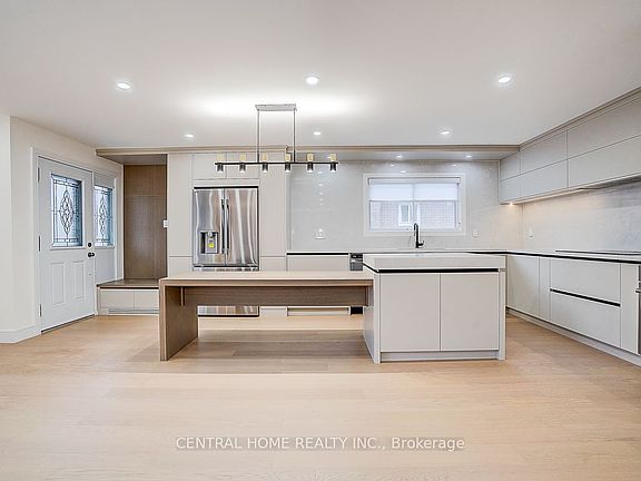 2nd image of 23 Bakerdale Rd