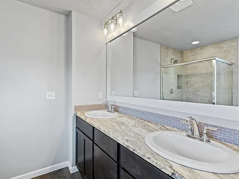 1229 S Greenacres Ct — Photo 24