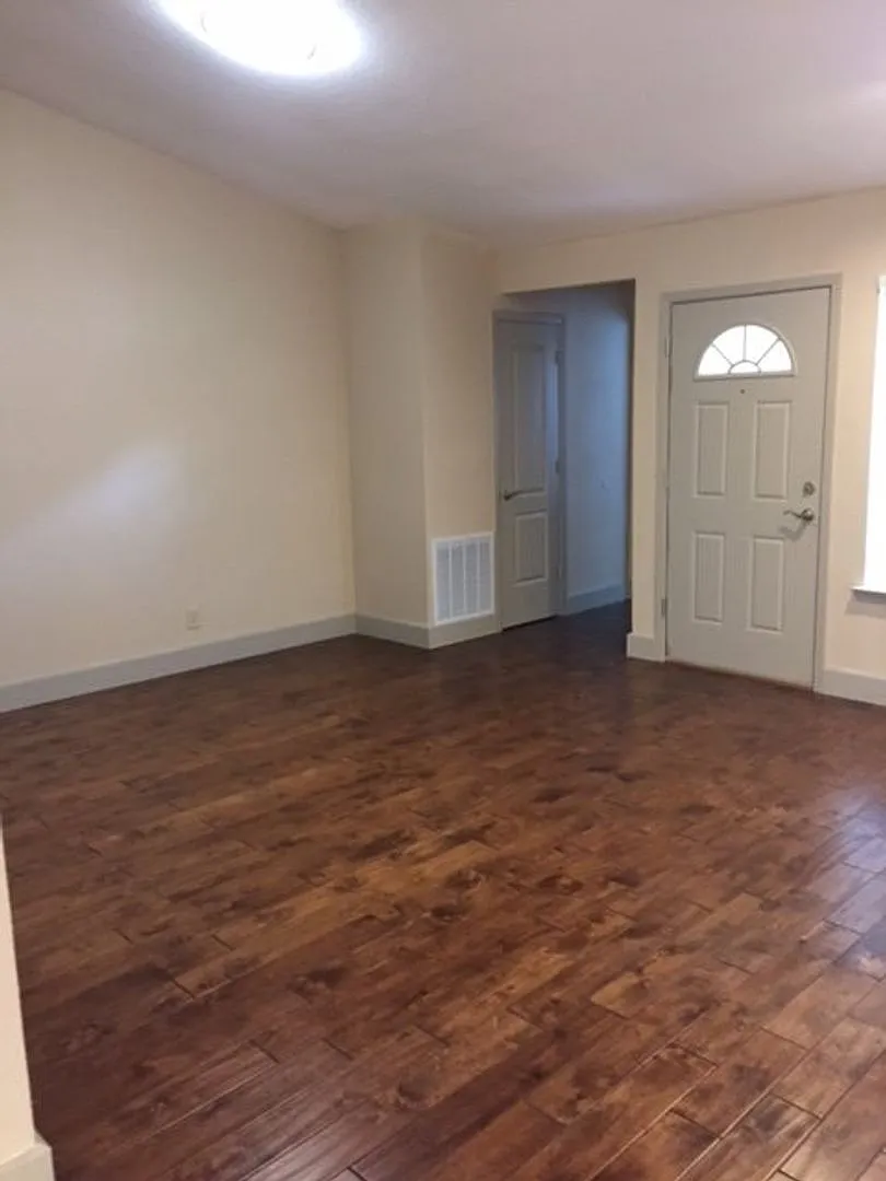 Charming 3-Bedroom Home in Frisco, TX with Sunroom & Large Backyard! — Photo 3