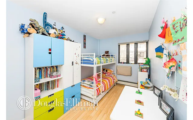 Sold by Douglas Elliman | media 17