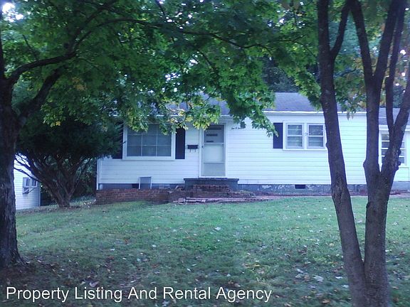 3rd image of 1003 Barton St