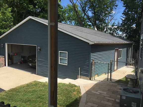 2nd image of 25580 W Venetian Dr