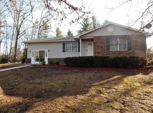 67 Carey Ct, Crossville, TN 38571