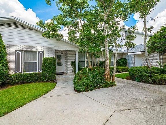 2nd image of 740 Pinar Dr
