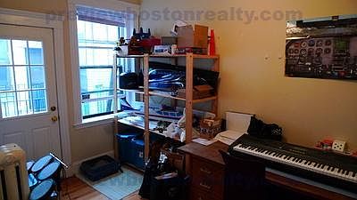 2nd image of 59 Lanark Rd #T12