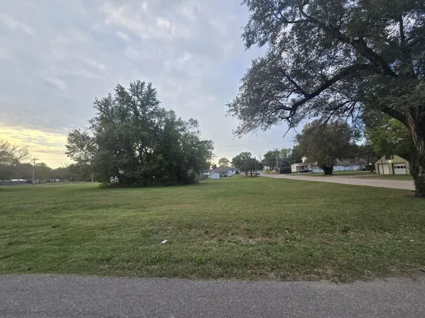 LOT 6 Ames Ave, Winfield, KS 67156