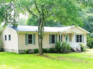 1287 Bo Bo Banks Rd, Grantville, GA 30220