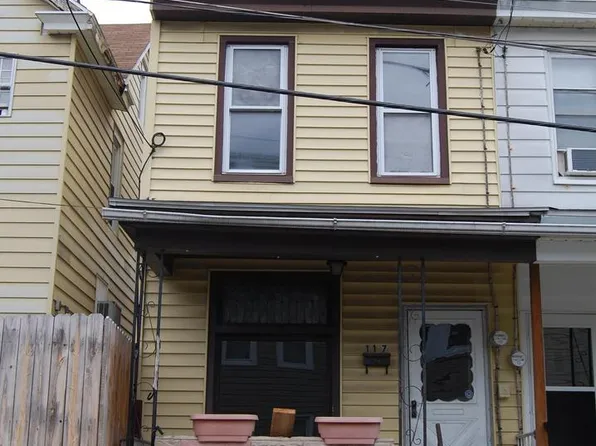 117 Lombard St, Tamaqua, PA 18252