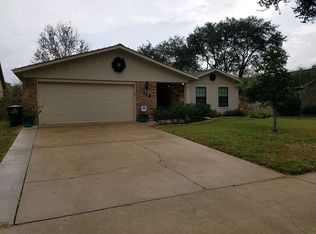 119 Perth St, Victoria, TX 77904