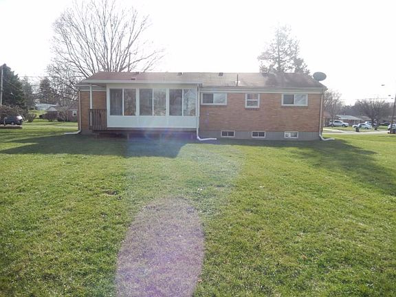 4th image of 1044 Wesleyan Dr