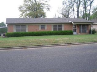 206 S Frisco Ave, Henderson, TX 75654
