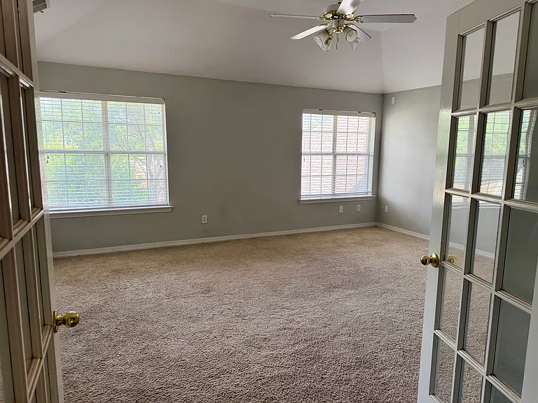 4309 Wingren Dr — Photo 30