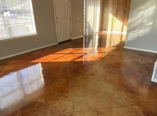 615 E Main St, Whitehouse, TX 75791