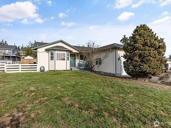 2nd image of 387 SW Stroops Drive