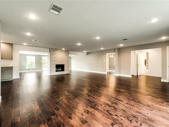 2nd image of 2307 Gibbs Williams Cir