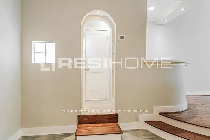 5418 Inker St — Photo 17