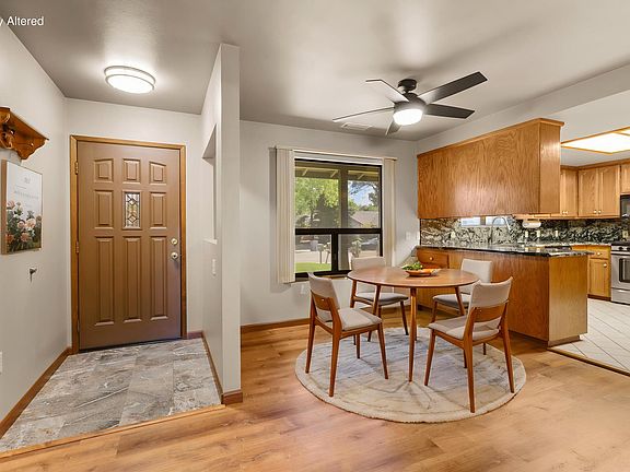 3rd image of 4648 Dandelion Dr