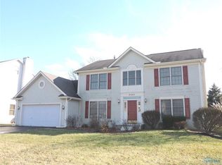 7373 Woodshire Ln, Holland, OH