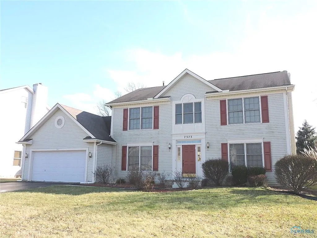 7373 Woodshire Ln photo 1