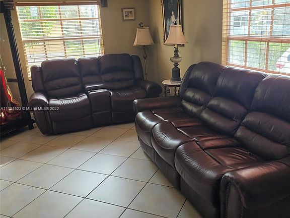 4th image of 11201 SW 55th St Lot 412