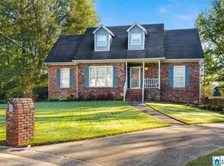 624 Tiffany Dr, Trussville, AL 35173