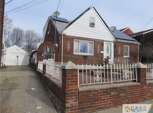 576 Harding Ave, Perth Amboy, NJ 08861