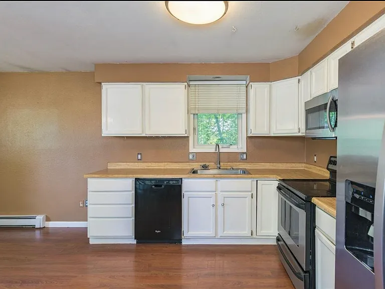 1325 Still Valley Rd — Photo 3