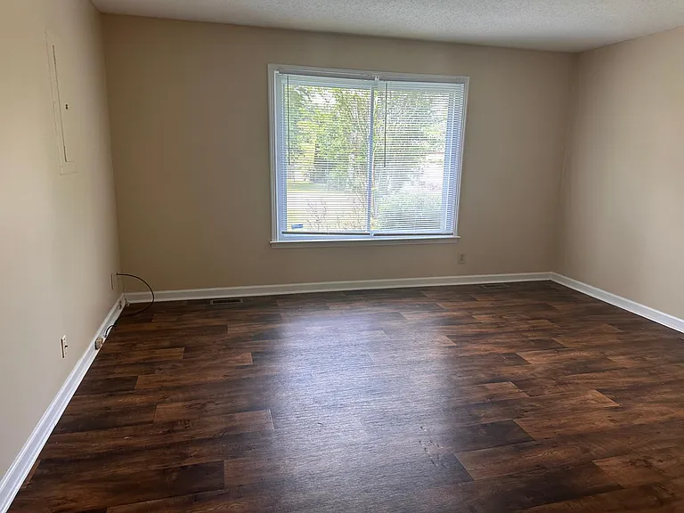 1847 Palamino Dr — Photo 14