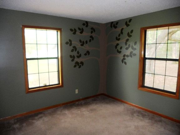 3rd image of 2264 Crawford Dr