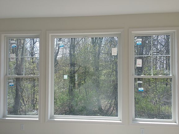 5th image of 46 Copper Beech Run