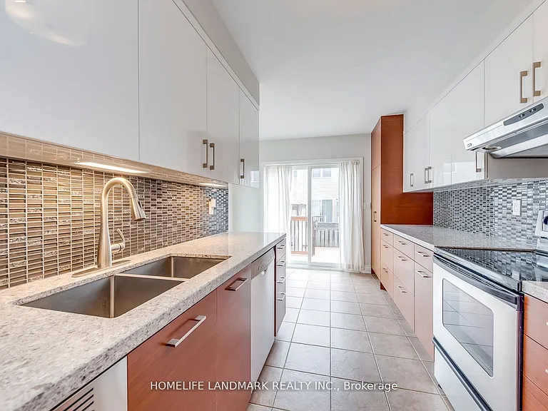 7 Marshview Ave — Photo 7