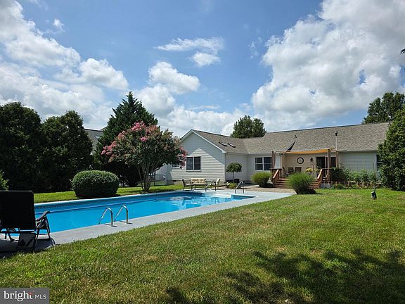 4th image of 144 Hunters Ridge Way