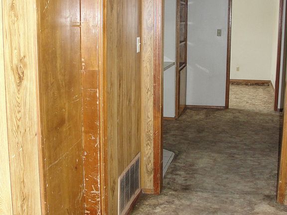 4th image of 7112 NW Ash Ave