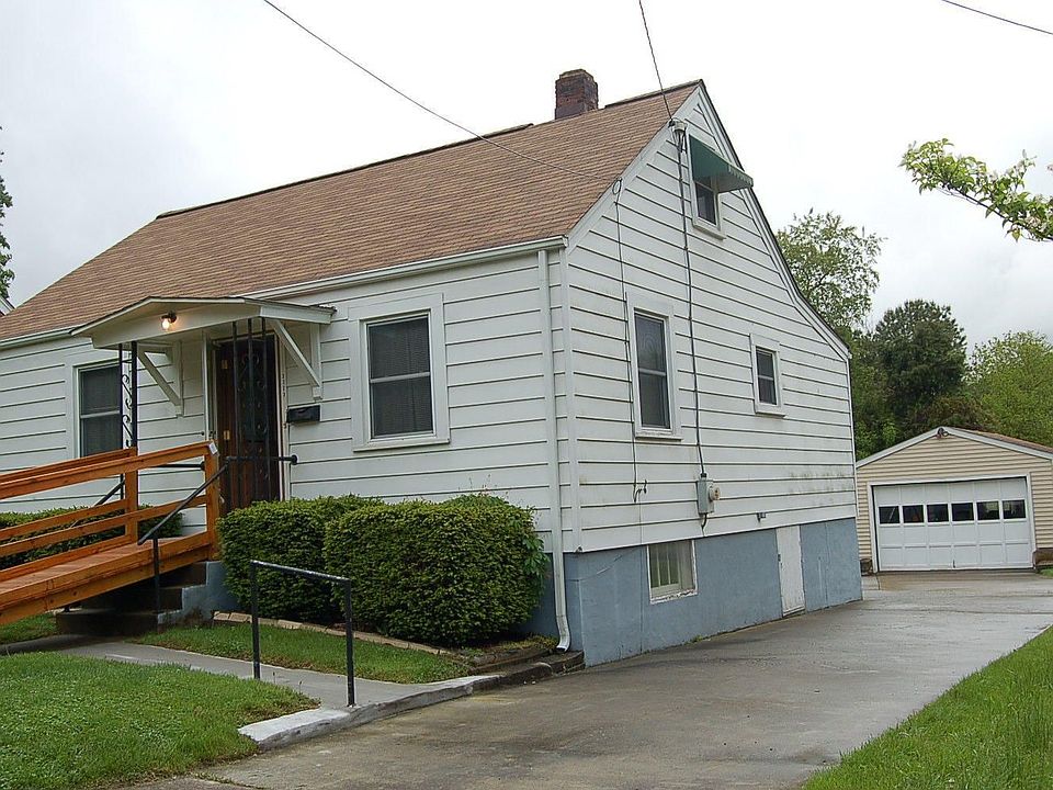 3223 Ventnor Road, S.E.