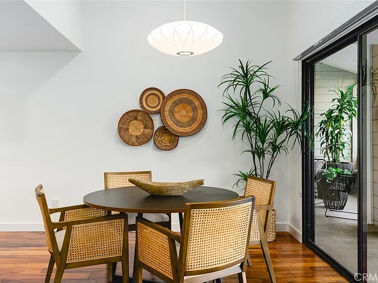 280 Cagney Ln #301 — Photo 12