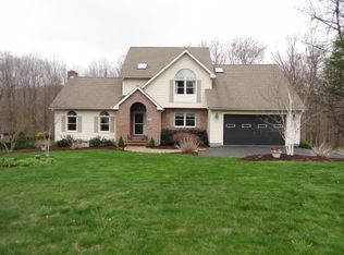 12 Pleasant Ter, Durham, CT 06422